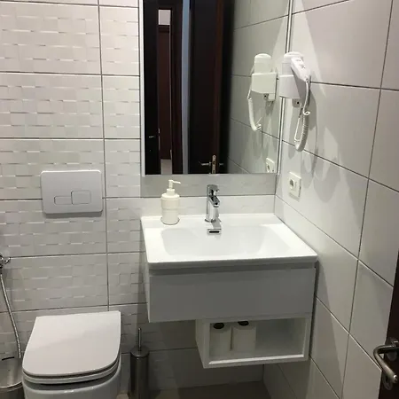 Hotel Alvi 3*